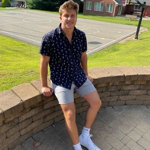 Meet your Posher, Zach